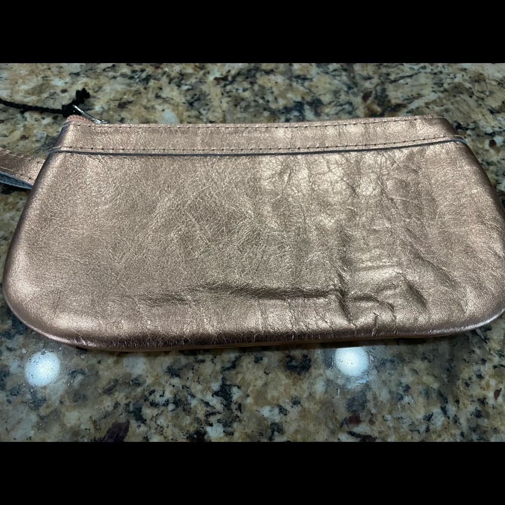 Nena & Co Rose Gold Clutch ~ New ❤️ - Picture 2 of 6